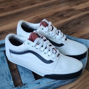 Vans Old Skool Canvas Retro Skate Sneaker
